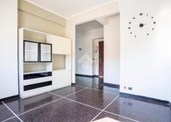 Quadrilocale Via Montaldo, Genova (zona Marassi) - foto 5