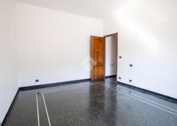 Quadrilocale Via Montaldo, Genova (zona Marassi) - foto 15