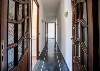 Quadrilocale Via Montaldo, Genova (zona Marassi) - foto 22