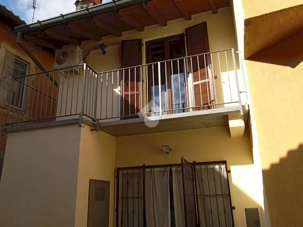 Three-room apartment Corso Garibaldi, Corbetta - photo 1