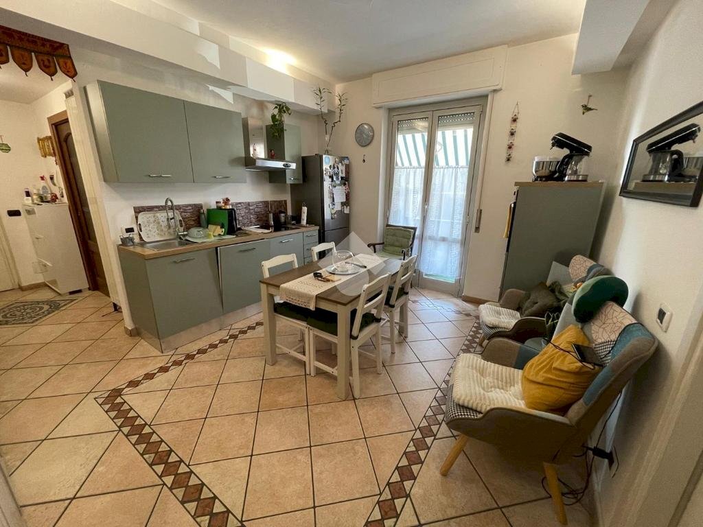 Bilocale Via Giosue Carducci, Arconate - foto 1