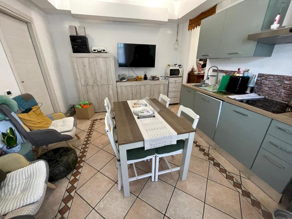Bilocale Via Giosue Carducci, Arconate - foto 2
