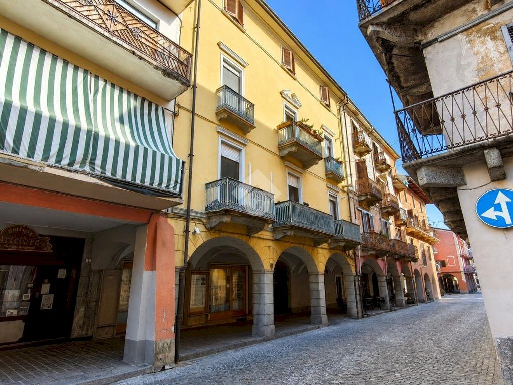 Quadrilocale Corso Vercelli, Gattinara - foto 1