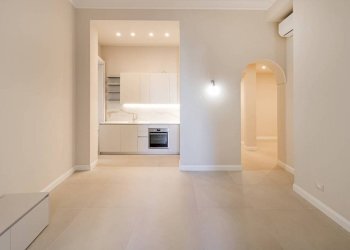 Two-room apartment Genova - photo 2