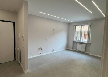 Foto 1 - Two-room apartment Via Lomeni
 
4, Magenta - photo 1