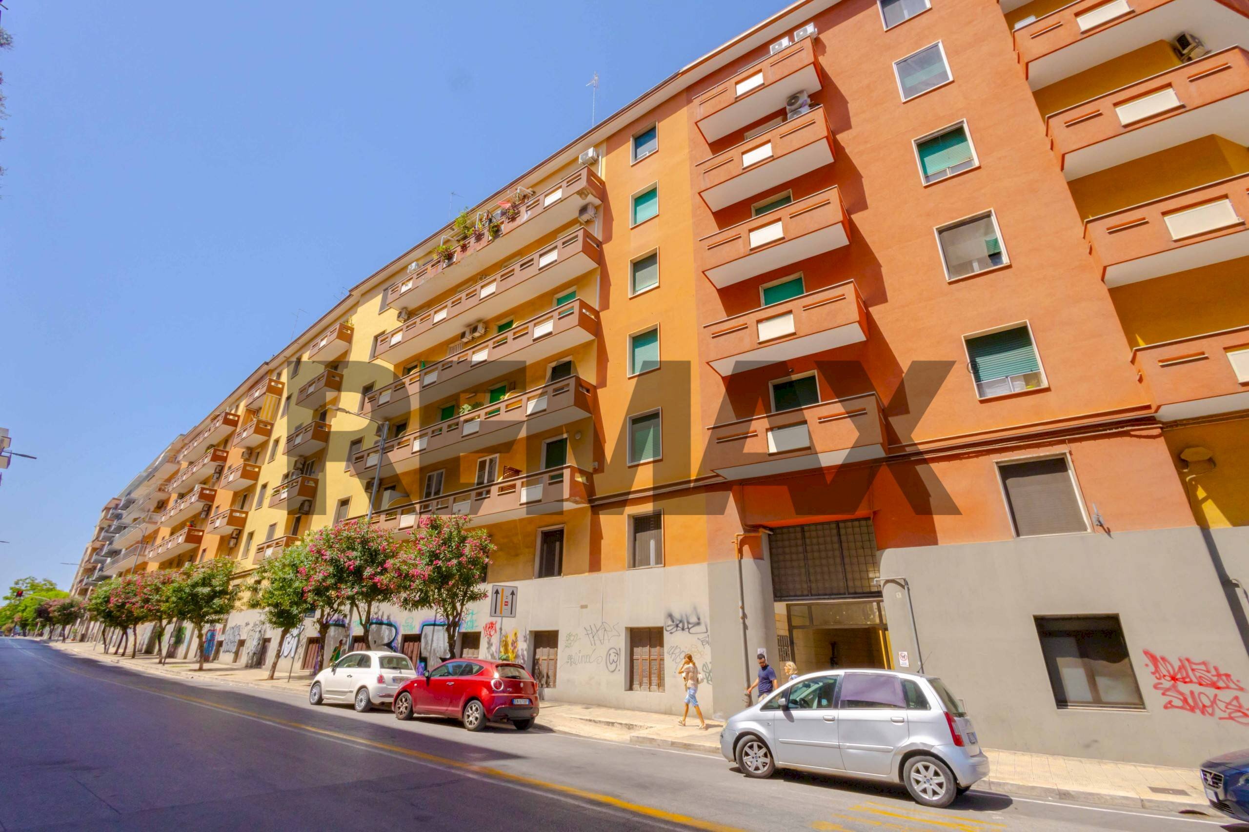 Edificio all\'aperto - Trilocale Viale Quinto Ennio
 
1, Bari - foto 1