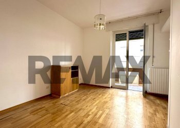 Stanza vuota - Trilocale Viale Quinto Ennio
 
1, Bari - foto 13