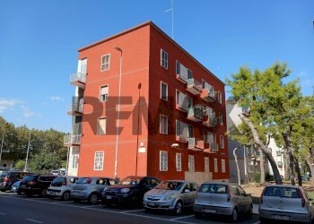 Edificio all\'aperto - Trilocale Via Pitagora
 
Y, Bari - foto 12
