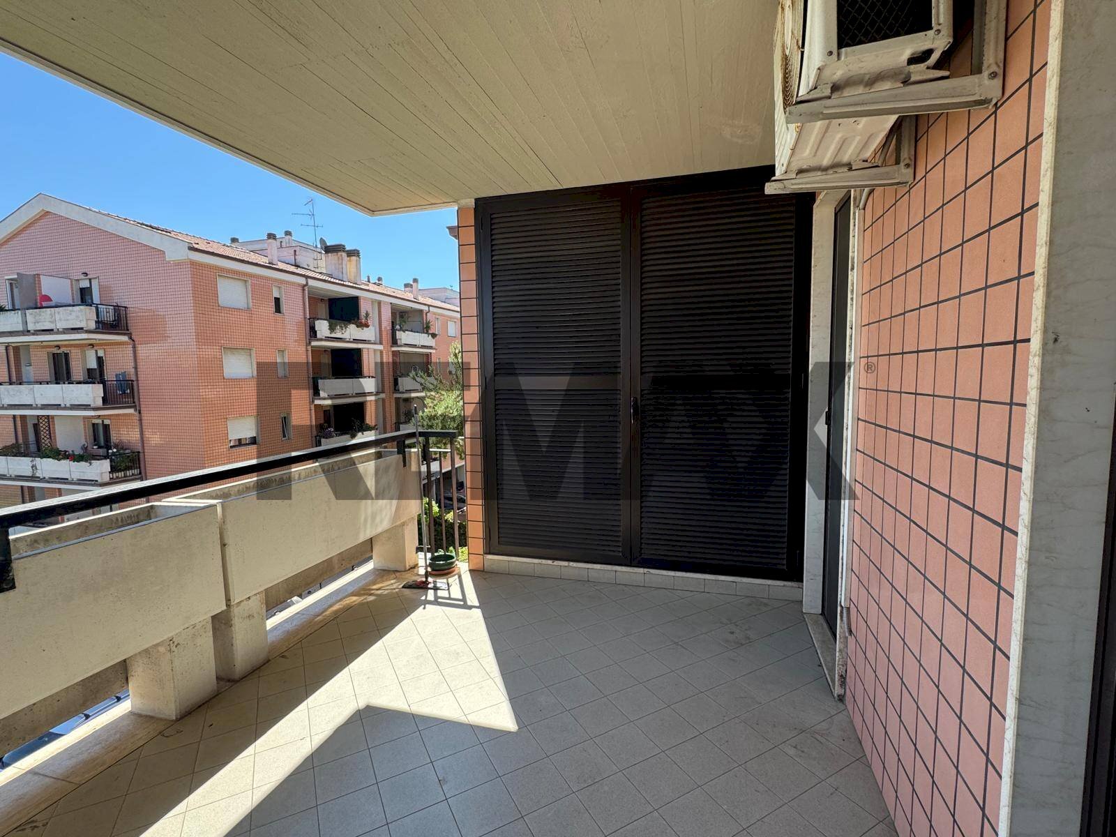 Balcone - Trilocale via padre perilli
64, Roma - foto 2