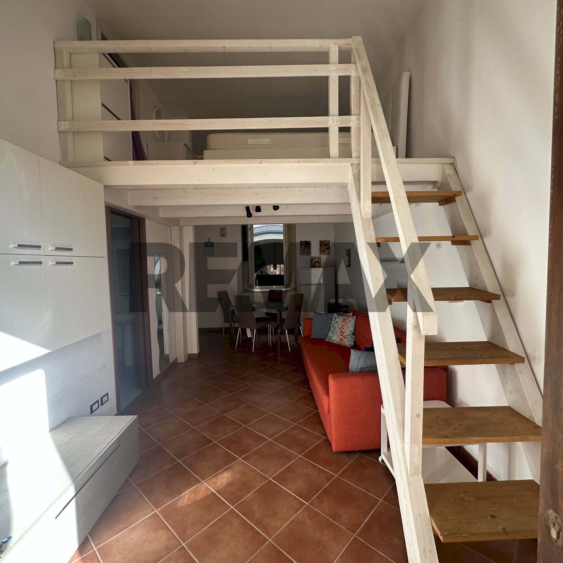 Scale - One-room apartment VIA ALLORO
64, Palermo - photo 3