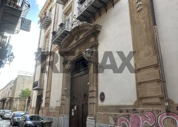 Edificio all\'aperto - One-room apartment VIA ALLORO
 
64, Palermo - photo 1