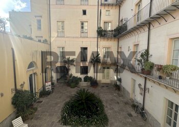 Edificio all\'aperto - One-room apartment VIA ALLORO
 
64, Palermo - photo 20