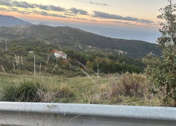 Vista delle montagne - Terreno edificabile contrada Timpa
snc, Pollina - foto 2