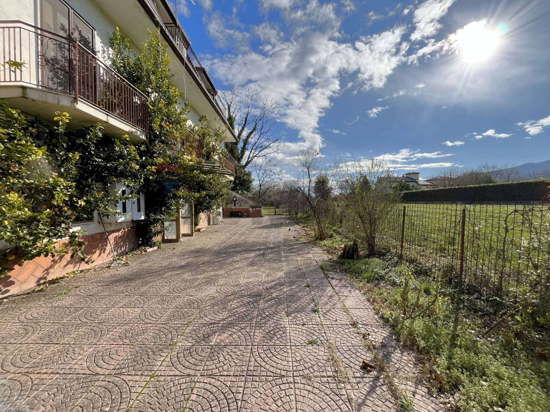 Giardino - Villa via nocelle
42, Dragoni - foto 3