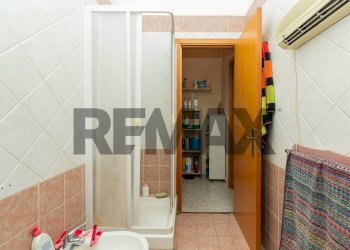 Bagno - Trilocale Via Fanti D'Italia
 
27, Catania - foto 13