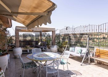 Terrazza - Appartamento Via Luciano Pavarotti
 
132, Catania - foto 22