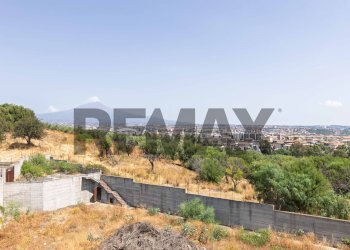 Vista delle montagne - Appartamento Via Luciano Pavarotti
 
132, Catania - foto 34
