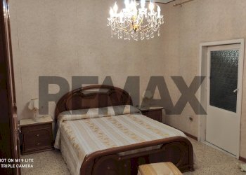 Camera / camera da letto - Casa indipendente Via Latina
 
21, Paterno - foto 8