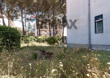Giardino - Quadrilocale Via Delle Orchidee
 
13, Melilli - foto 26