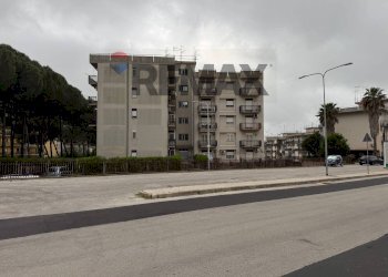 Edificio all\'aperto - Quadrilocale Via Delle Orchidee
 
13, Melilli - foto 32