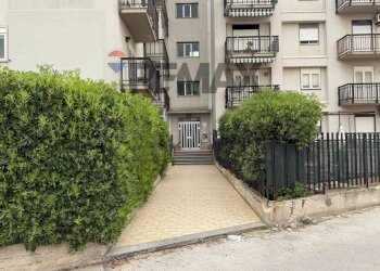 Edificio all\'aperto - Quadrilocale Via Delle Orchidee
 
13, Melilli - foto 33