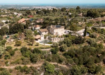 Edificio all\'aperto - Villa Contrada Trigona
 
snc, Solarino - foto 67