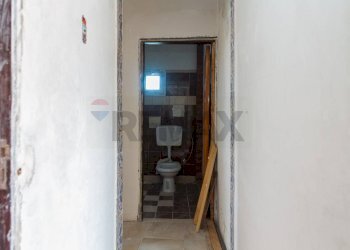 Hall / corridoio - Villa Via dei Gelsomini
 
11, Pedara - foto 12