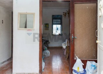 Hall / corridoio - Villa Via dei Gelsomini
 
11, Pedara - foto 13