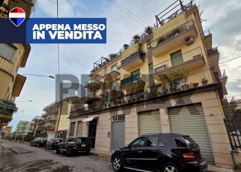 Edificio all\'aperto - Appartamento Via Enrico Fermi
 
28, Giarre - foto 1
