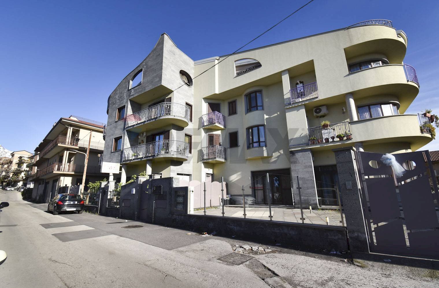 Edificio all\'aperto - Attic Via Savona
 
50, Biancavilla - photo 1