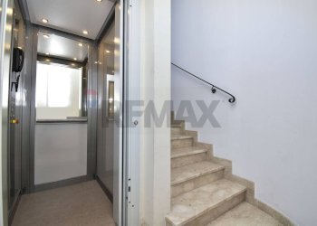 Scale - Attic Via Savona
 
50, Biancavilla - photo 3