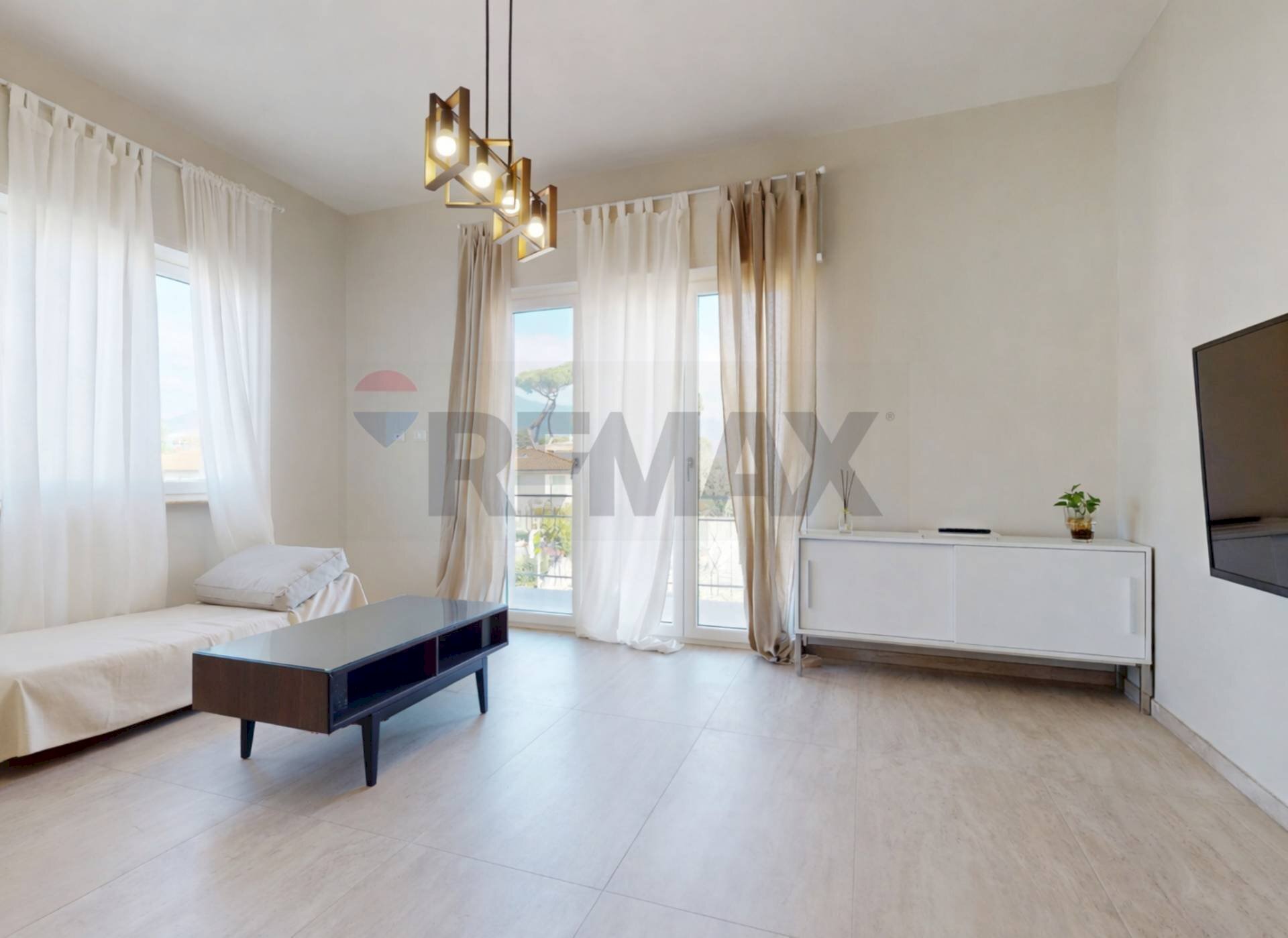 Soggiorno - Appartamento Via Papa Leone XIII
19, Camaiore - foto 3