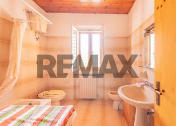 Bagno - Independent house Via Clementina
 
100, Castelplanio - photo 9
