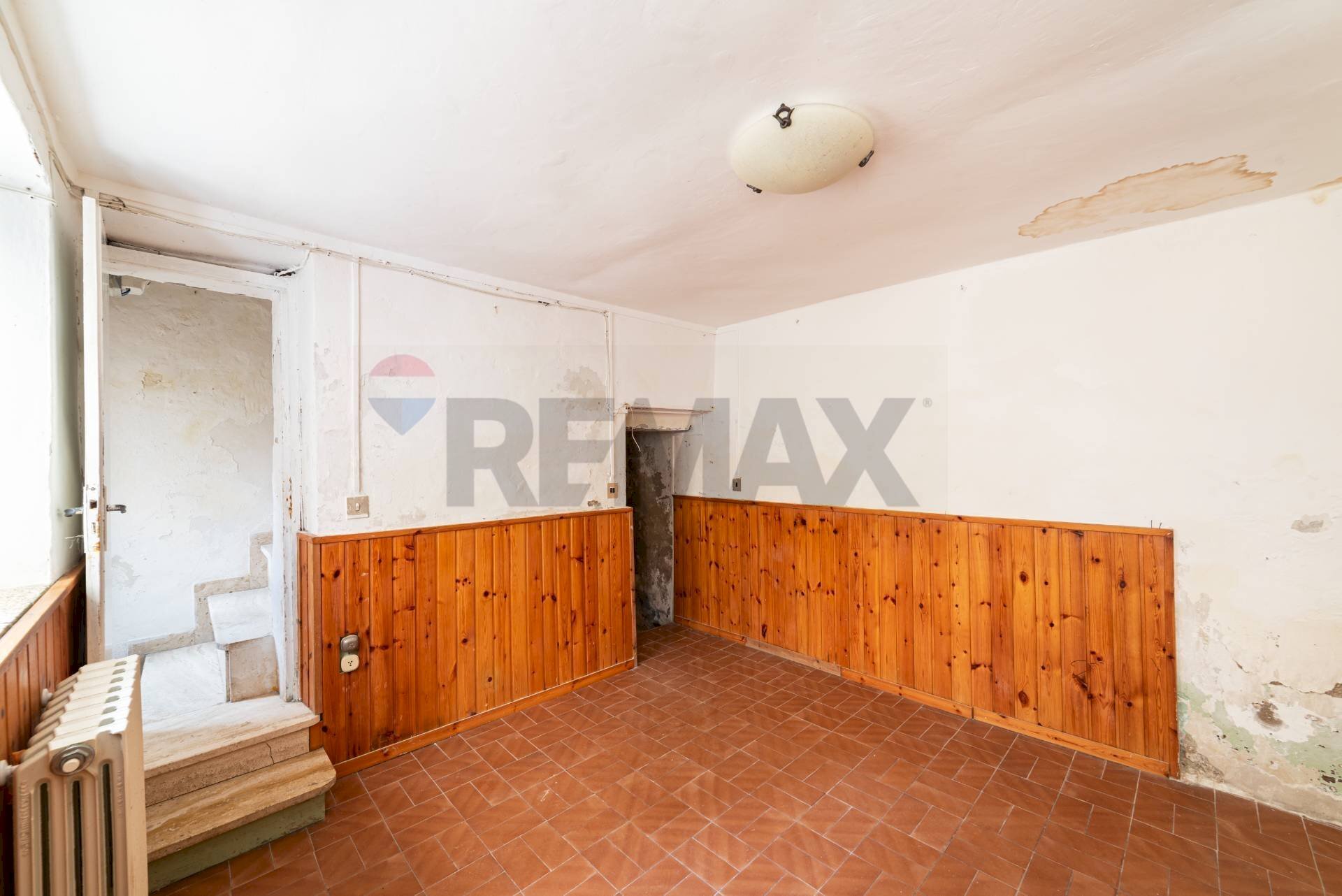 Stanza vuota - Casa semi indipendente Via Interno
 
6, Cupramontana - foto 1