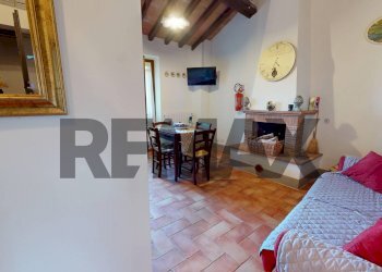 Sala da pranzo - Bilocale Borgo Jacopone
 
18, Collazzone - foto 2