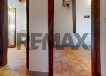 Hall / corridoio - Bilocale Borgo Jacopone
 
18, Collazzone - foto 19