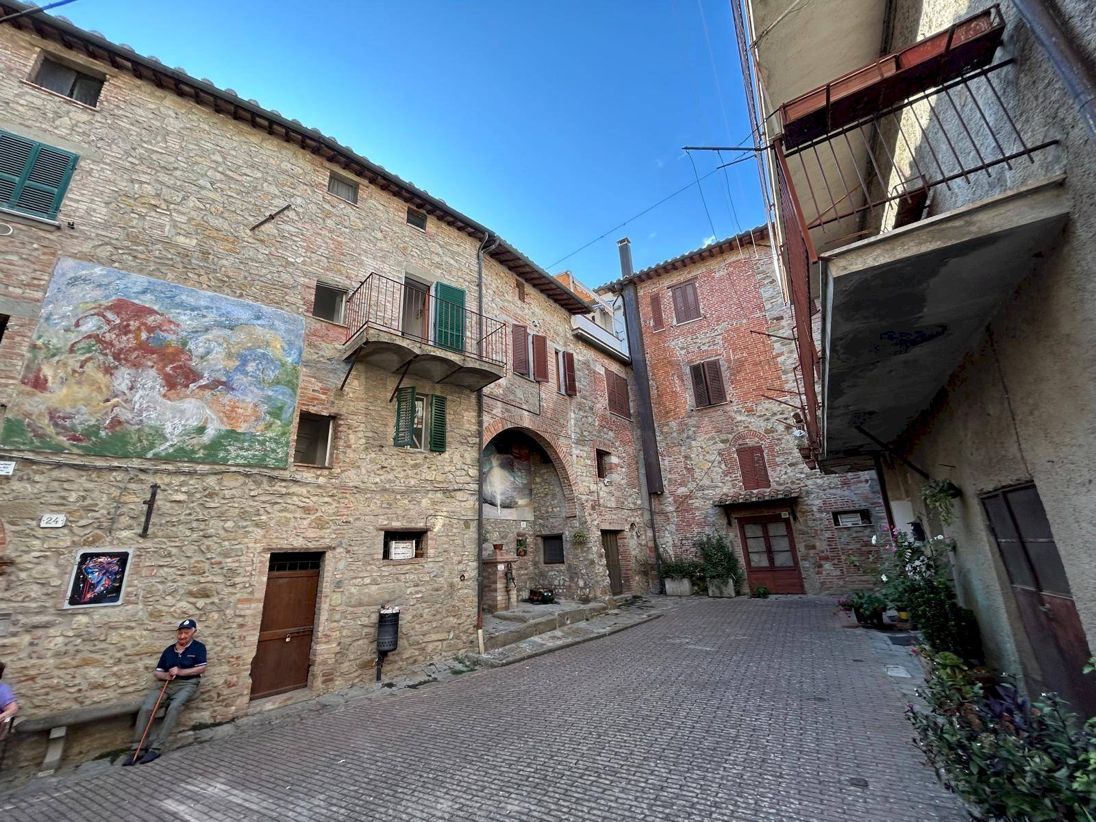 Edificio all\'aperto - Appartamento Via Interna
 
40, Perugia - foto 1
