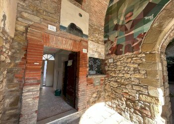 Edificio all\'aperto - Appartamento Via Interna
 
40, Perugia - foto 4