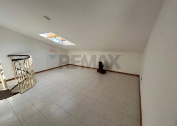 Stanza vuota - Appartamento Via Interna
 
40, Perugia - foto 20
