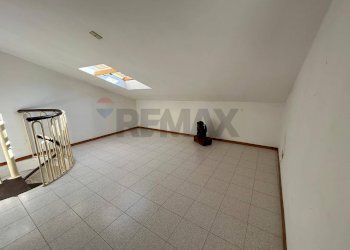 Stanza vuota - Appartamento Via Interna
 
40, Perugia - foto 31