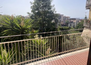 Balcone - Appartamento via san gregorio
 
3, Sant'Agata Li Battiati - foto 5