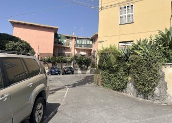Edificio all\'aperto - Appartamento via san gregorio
 
3, Sant'Agata Li Battiati - foto 13