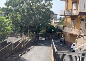 Edificio all\'aperto - Appartamento via san gregorio
 
3, Sant'Agata Li Battiati - foto 14