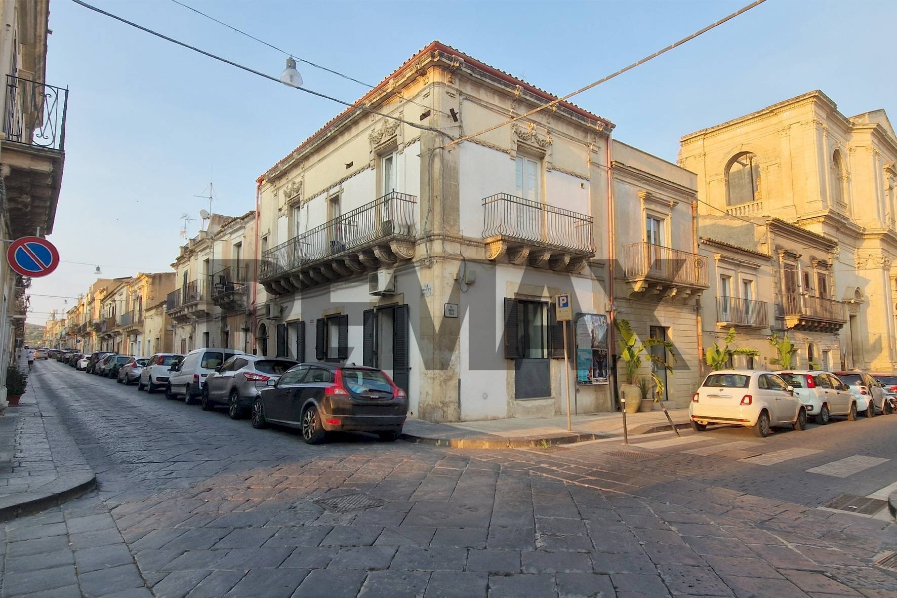 Edificio all\'aperto - Casa indipendente Corso Principe Umberto
 
55, Noto - foto 1