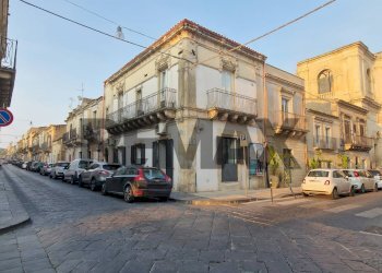 Edificio all\'aperto - Casa indipendente Corso Principe Umberto
 
55, Noto - foto 1