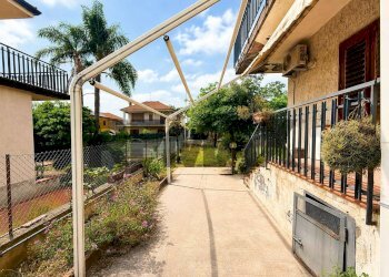Terrazza - Villa a Schiera Via G.Tomasi di Lampedusa
 
11, Riposto - foto 3
