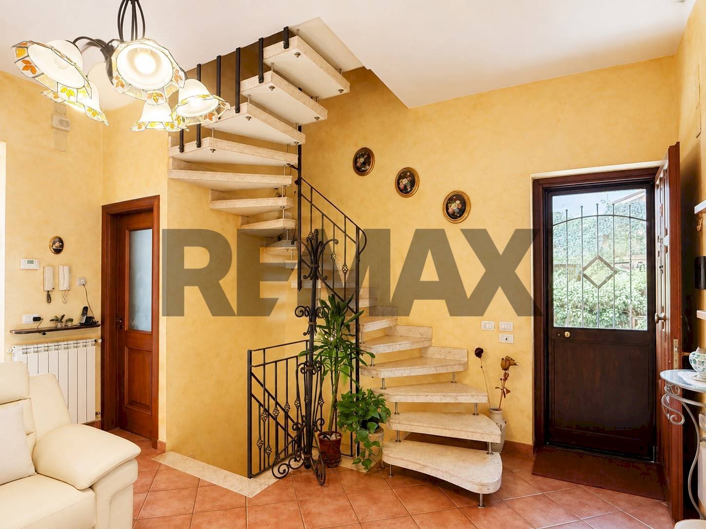 Scale - Terraced Villa Via San Francesco D'assisi
 
4, Riposto - photo 1