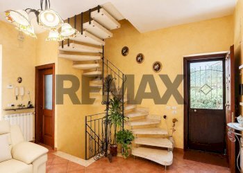 Scale - Villa a Schiera Via San Francesco D'assisi
 
4, Riposto - foto 1