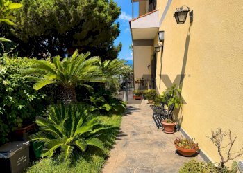 Giardino - Villa a Schiera Via San Francesco D'assisi
 
4, Riposto - foto 9