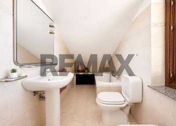 Bagno - Villa a Schiera Via San Francesco D'assisi
 
4, Riposto - foto 10